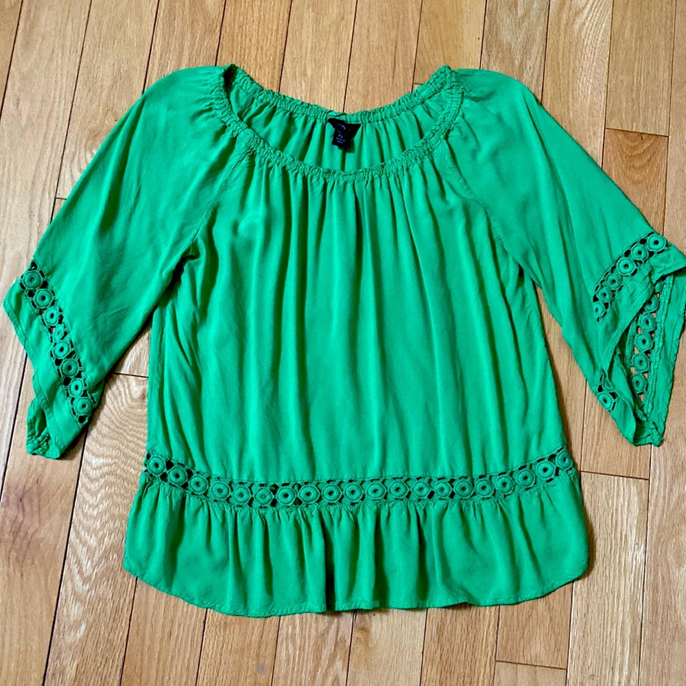 Green 3/4 Sleeve Top